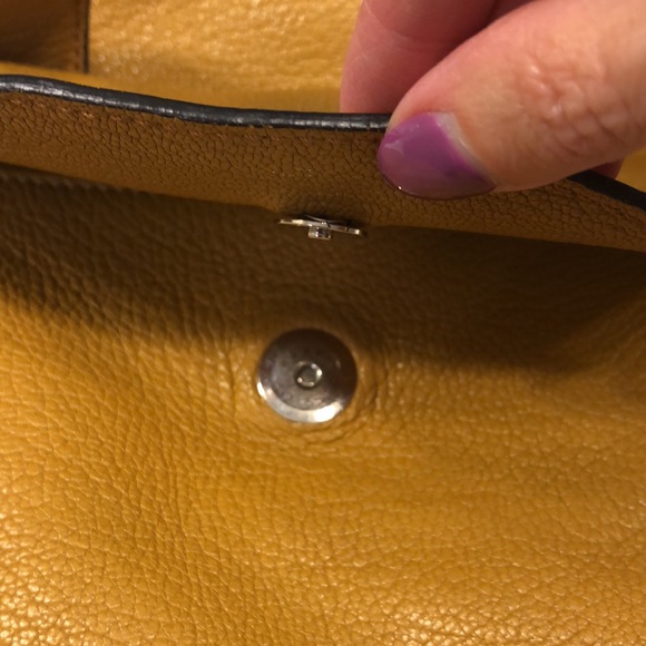 Marni, Yellow shoulder bag - Picture 7 of 8